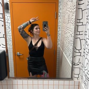 Meet your Posher, Claire